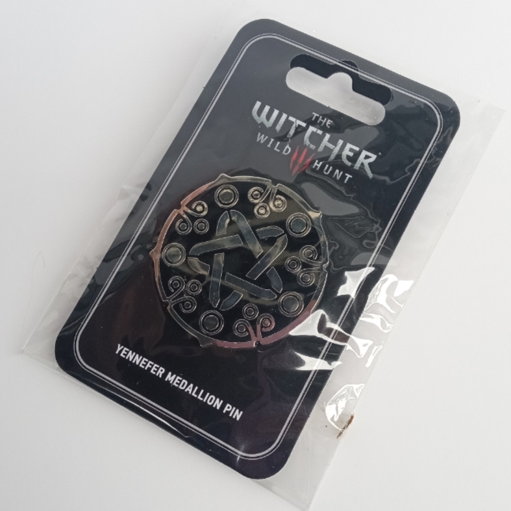 The Witcher Yennefer Medallion Pin